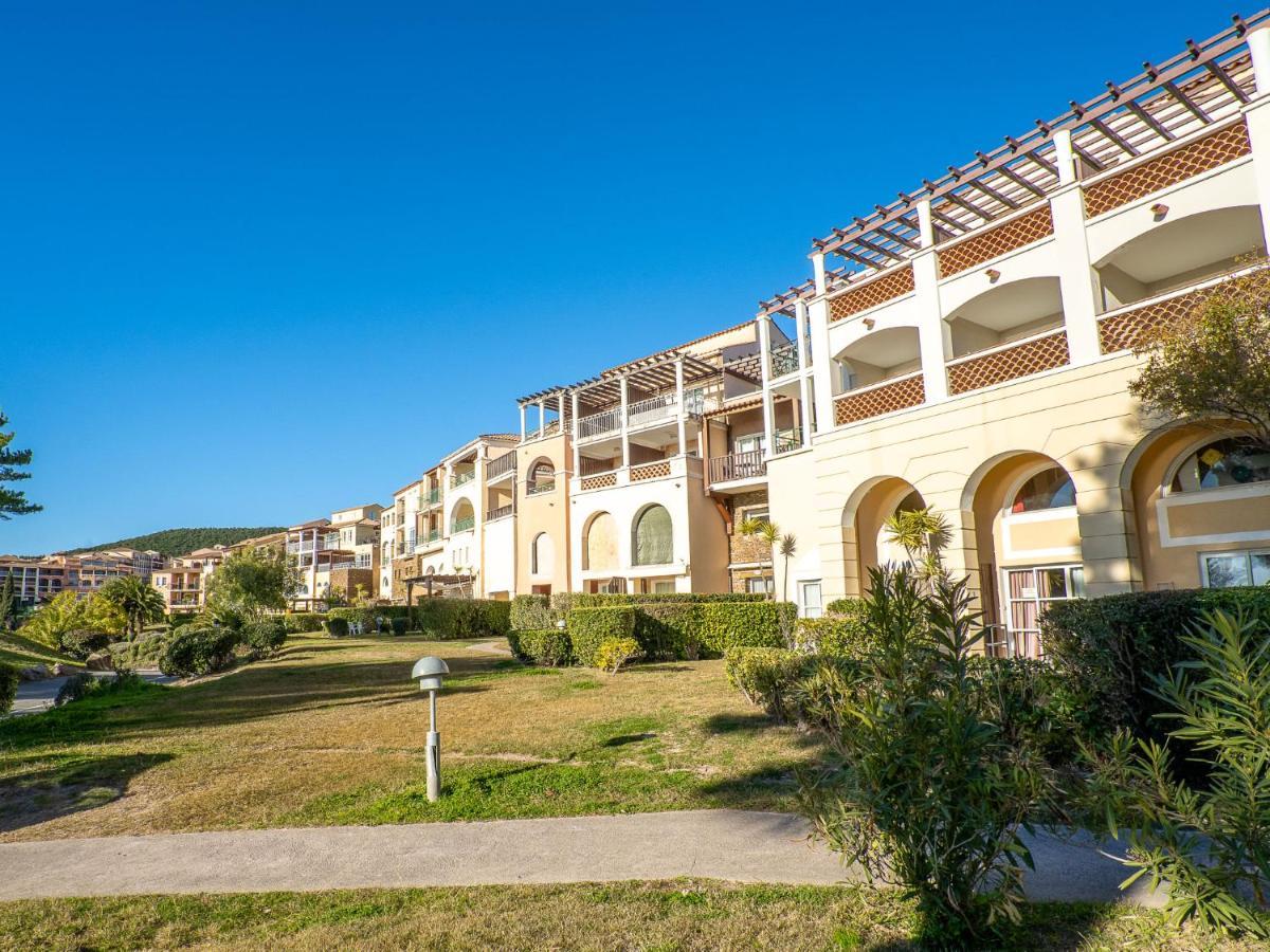 Apartment Village Cap Esterel - Le Village-53 By Interhome Saint-Raphaël Kültér fotó