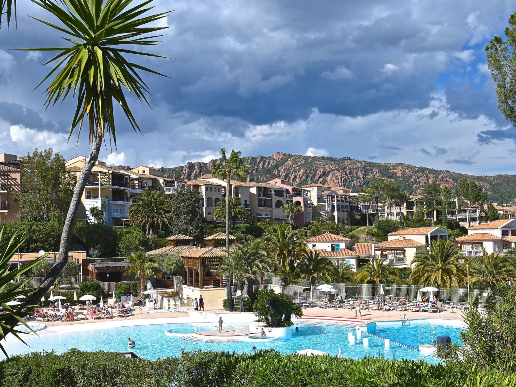 Apartment Village Cap Esterel - Le Village-53 By Interhome Saint-Raphaël Kültér fotó