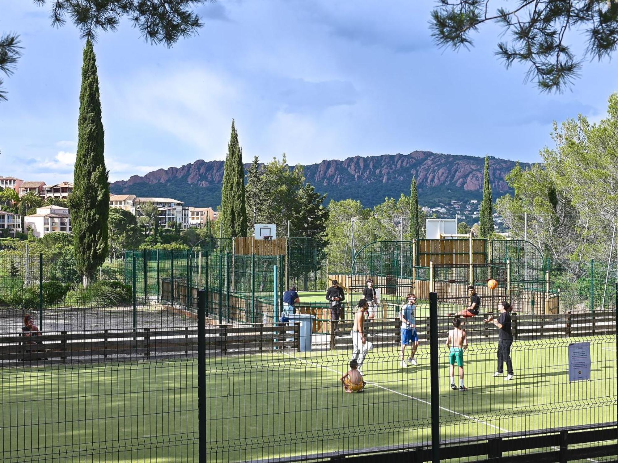 Apartment Village Cap Esterel - Le Village-53 By Interhome Saint-Raphaël Kültér fotó